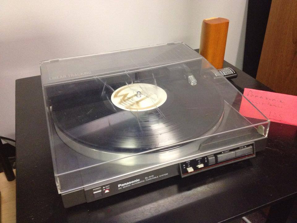 Panasonic Linear Tracking Turntable