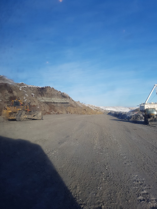 dream-small-do-big:Just a coal mine tour (my apologies for poor picture quality)Check out the coal s