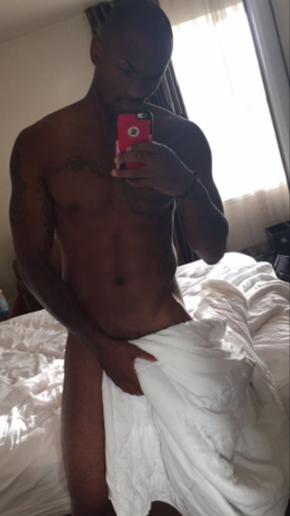 therealhoodfreak:  #KeithCarlos is a freak #ANTMWinner