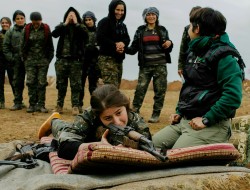 bijikurdistan:  Kurdish YPG/YPJ Women Fighters in a Training Camp near Kobane