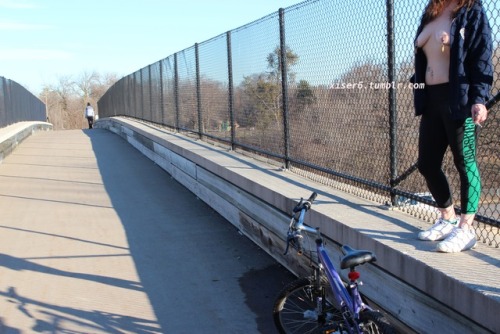 xiser6:@piercedpookie Can’t help exposing herself on the bike trails. More public flashing ple