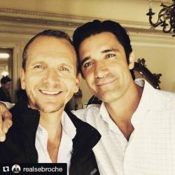 imalwayscalmandobjective:    realsebroche: Working on @bonesonfoxwith the wonderful @gillesmarini#frenchies. We’re having a great time 👍👍😄😄   Gilles Marini: Such a great time shooting @bonesonfox . The icing on the cake was the immense