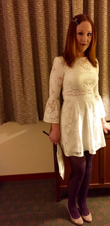 thatportlandredhead: Brought to you a dressy holiday look that went way under budget Wearing an ad