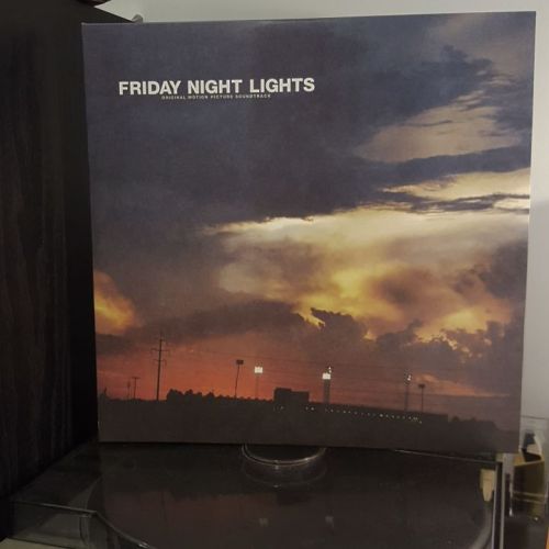 YAAAAAAS QUEEN. ✌ #FridayNightLights on #vinyl finally. #explosionsinthesky #texasforever #nowspinni