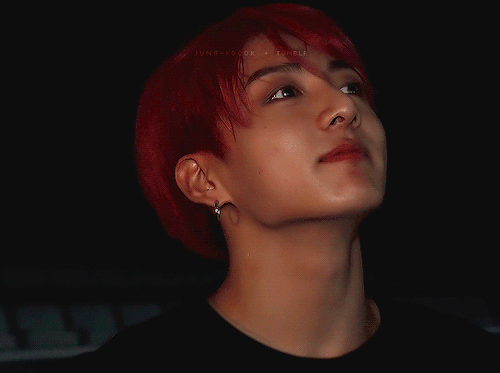 Jungkook Chose To Stay Longer To Listen To Armys Singing Magic Shop