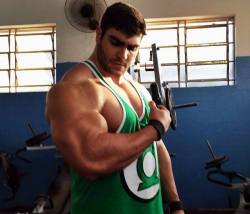 celebritycumlover:  musclegazer:  Felipe Mattos offseason size  Love how thick he is. 😍 