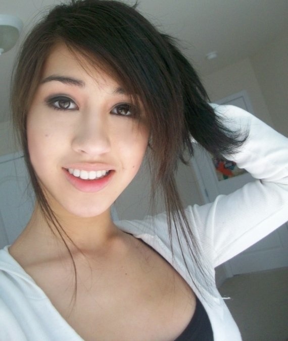 sandinmycrack:  Tiffany is such a sweet girl. Support her on live cam too please!