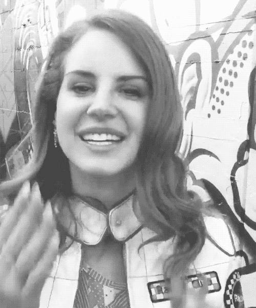 lanadelwestcoast:  lana x kisses