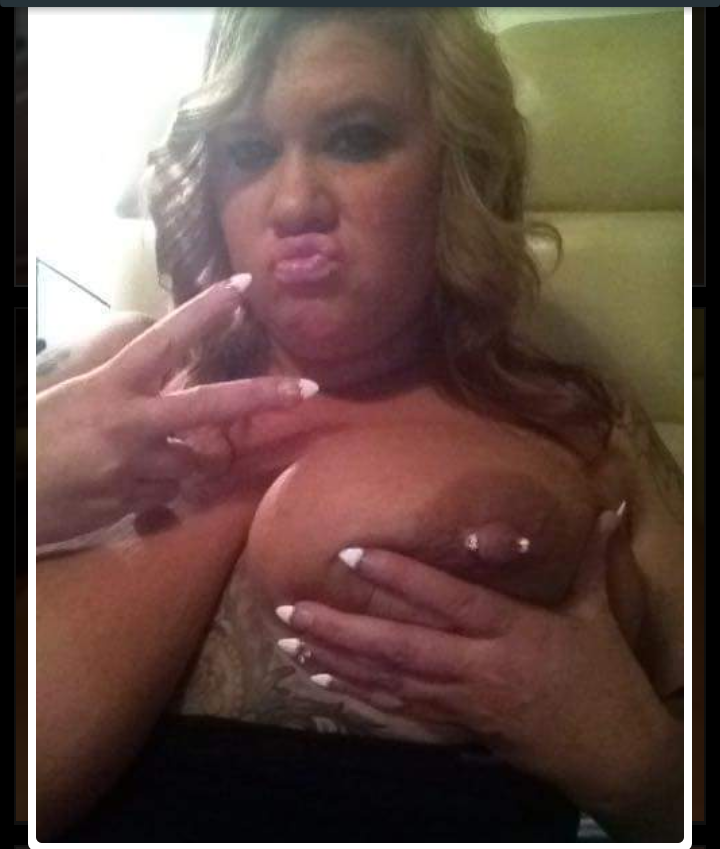exposinginternethoes:  #TITTYTUESDAY TITS AIN’T SHIT WITHOUT A FACE😐