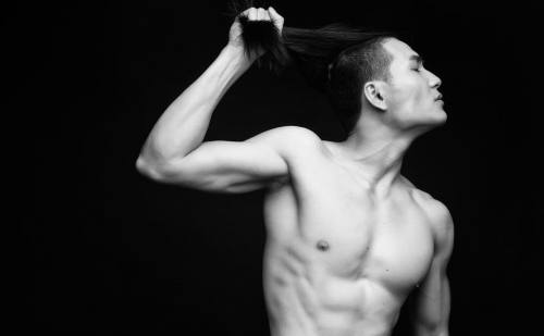 ahsimwithsake:maevemauvaise:menofvietnam:Le Thanh HaiPhotography by Lan Tran and Phuc HungHOW DARE Y