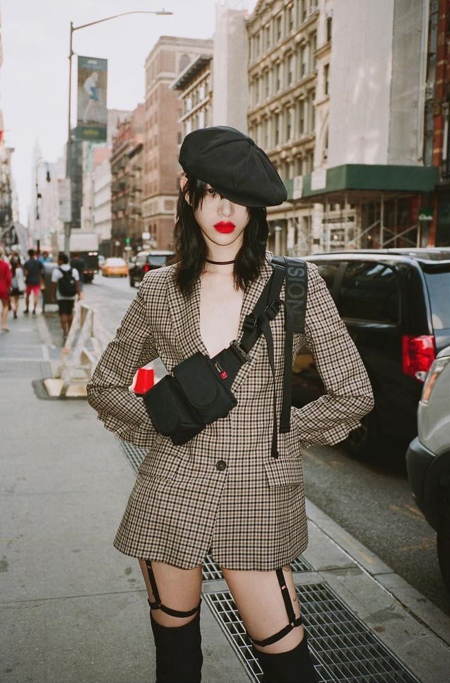 Black-is-no-colour — New York Fashion Week, Street Style. Model Sora