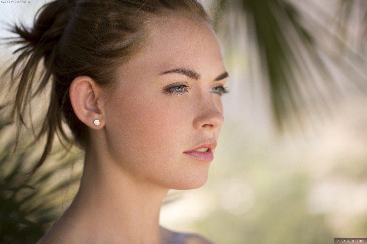 wingz021:  Bailey Raynehttp://wingz021.tumblr.com/