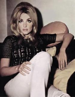 modrules: Sharon Tate again