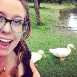 Giraffesandsneezing:  These Are My New Duck Friends ❤️❤️❤️  Look At My