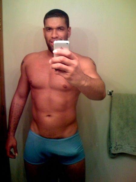 tapthatguy-x-version:  GwSP/C (Guys with Smart Phones / Camera). Me too lazy for