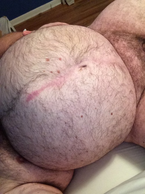 gainerbull:  I’m turning into a human balloon!!
