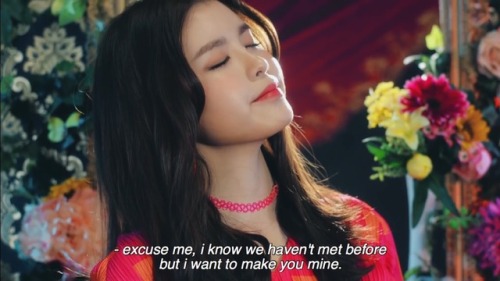 — a girl like me, gugudan (2017)