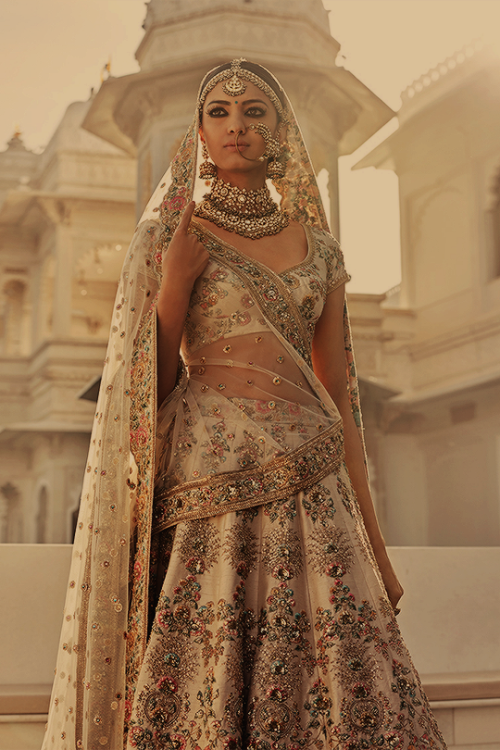 aashiqaanah:Sabyasachi: Udaipur Collection 2017