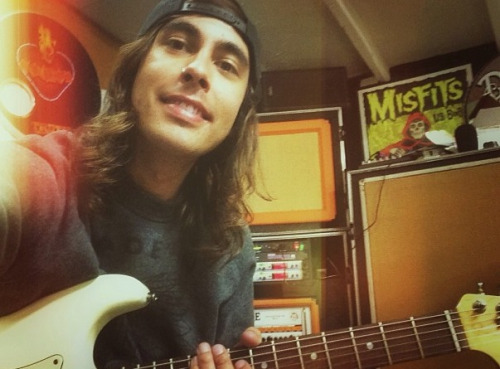 parysmariarae:  HAPPY 30TH BIRTHDAY VIC &lt;3  Thank you for everything, thank you for sayi