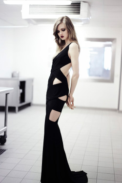 Les Beehive – Lindsey Wixson in Alexandre Vauthier’s Fall 2015 Lookbook  Yowza