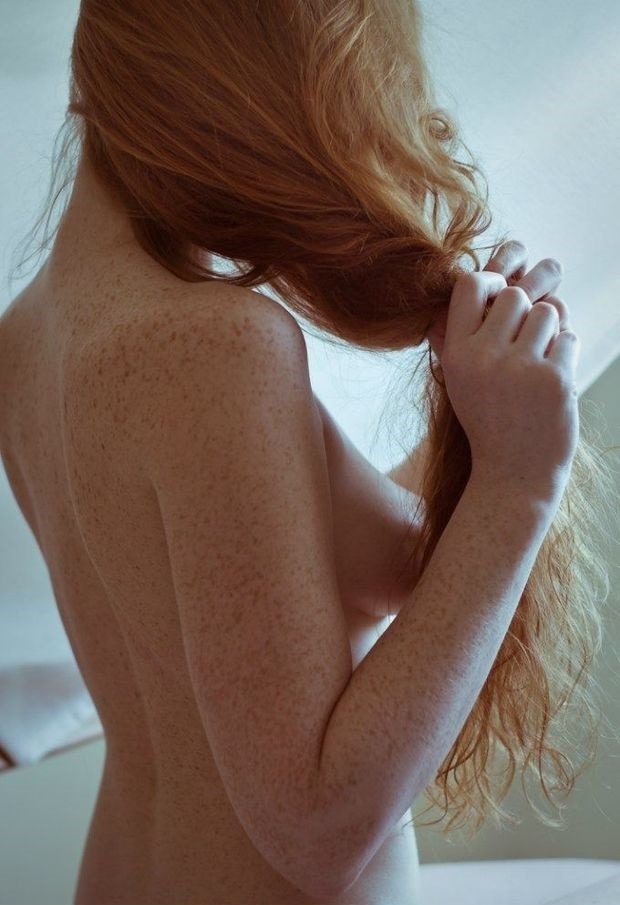 selenakitt:  those freckles!