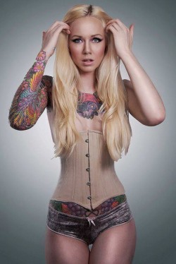 asiaforce:  TATTED BABES RULE…..dont we?
