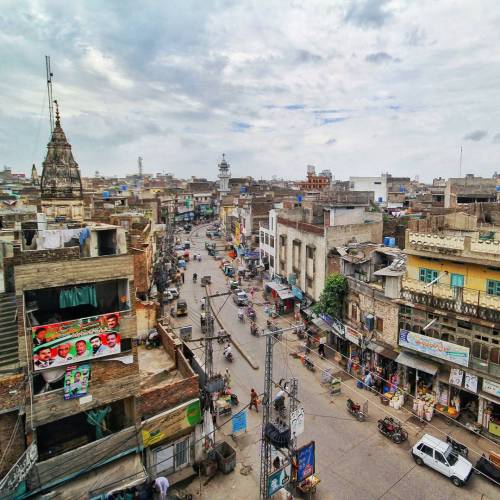 Rooftop view from Lal Haveli in Rawalpindi, Pakistan.Photo by:  totallytrashed