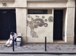 unstvlish:  van gogh street art seen in paris insta: