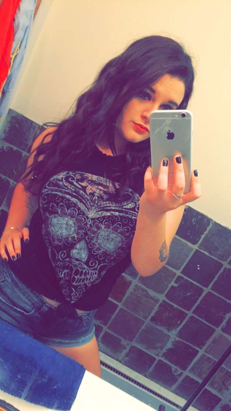 psychedelicb00ty:  Meee💖💸