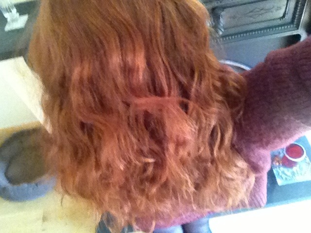 lolitakitten:  Hairs been in plaits for so long and it’s all curly and now it’s