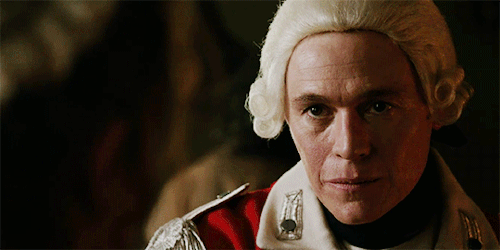calebbrewster:Hewlett + looking at Anna (for @gwendolencorday)