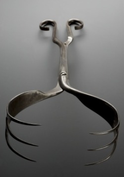 Cephalotribe; obstetric tool, Geneva, Switzerland, 1750-1850