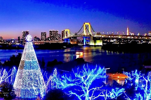 Evening view of the Christmas lights in Odaiba, looking towards Rainbow Bridge and central Tokyo, Ja