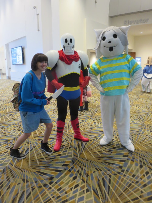 Youmacon 2015 photoset 3/3, Undertale!! Chronicling Alphys’ trip to the dump convention!!! Alphys - 