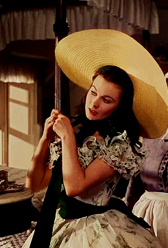  Gone with the Wind: Scarlett’s Green Dress 