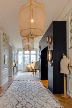 stylish-homes:  The hallway of an apartment