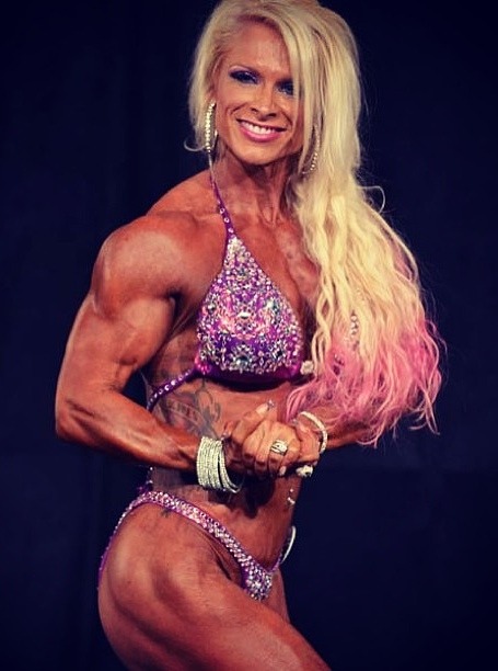 zimbo4444:  ..Jolynn Shane..powerful super-sexy  muscle.. ✨💪👸👍✨