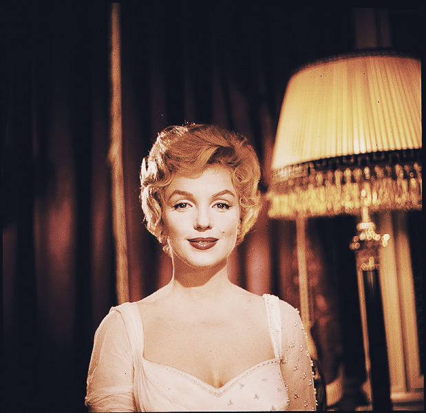 ourmarilynmonroe:  Marilyn Monroe on the set of The Prince and the Showgirl, 1956.