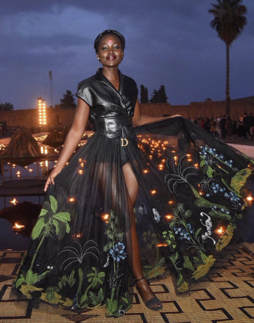 le-mouton-noir:Lupita Nyong’o - a goddess in Marrakech