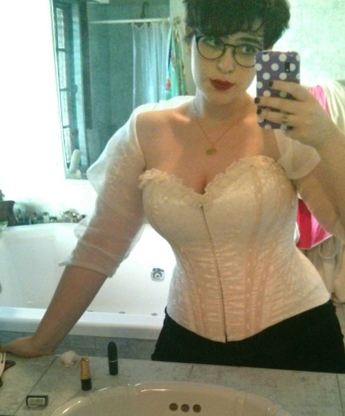 Sex oslady:  corset for my graduation yo  please pictures