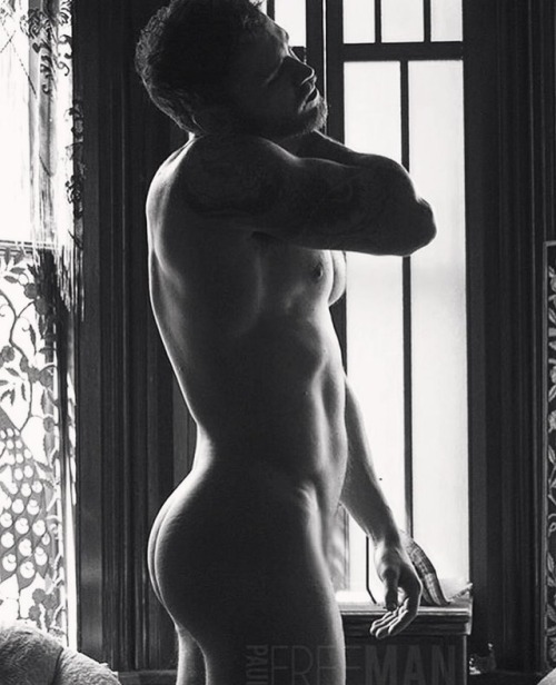 le-masculin: Find us on Twitter : @le_masculin #tumblrmigration