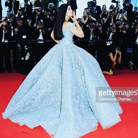 #aishwaryarai in #MichaelCinco   #Cinderella  #cannes #cannesfilmfestival #cannes2017 #aishwaryaraib