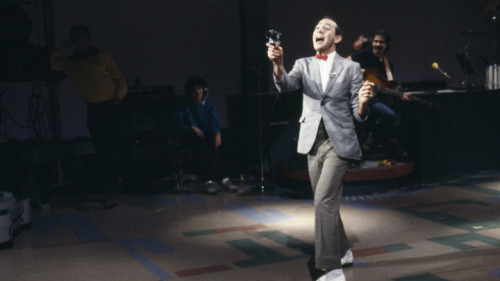 rollingstone:
“ We spoke with Paul Reubens about the making of Pee-wee’s Playhouse, revisiting the series for Blu Ray and what’s up with the long-rumored new Pee-wee movie. (Hint: A big announcement is coming.)
”