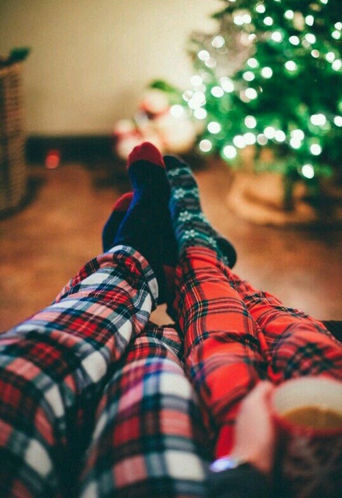 oneisolatedheart:  comfy on We Heart It - http://weheartit.com/entry/213542918 