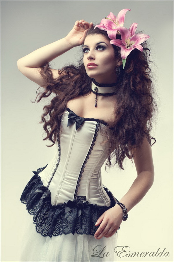 corset-fetish:  Corsets Corsets on Twitter 