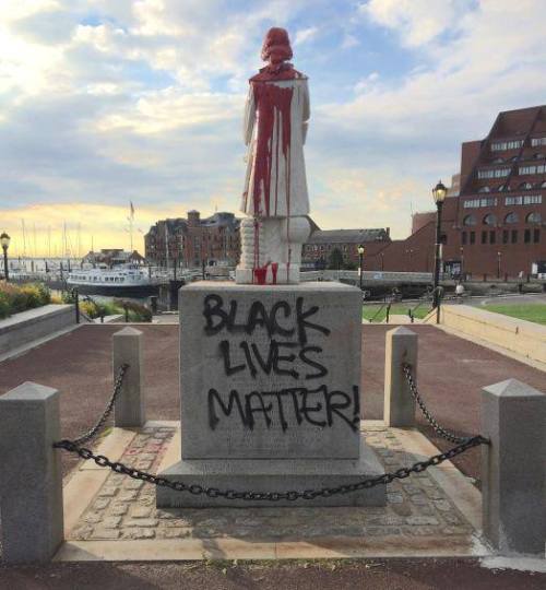 uglynialong: skella-bro: WCVB Channel 5 Boston: Vandals defaced an iconic statue of Christopher Colu