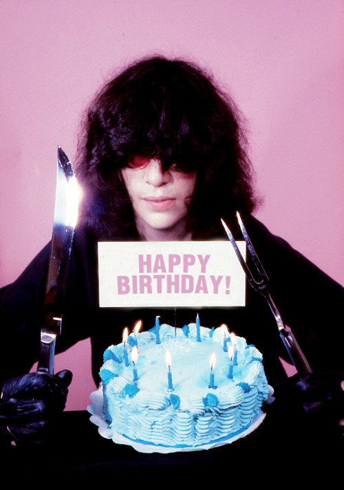 vintagegal:  Happy Birthday Joey Ramone (May adult photos