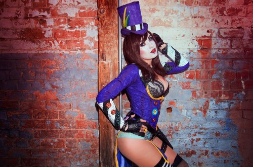 jessicanigri:  Mad Moxxi! Photo by larryalandaily adult photos