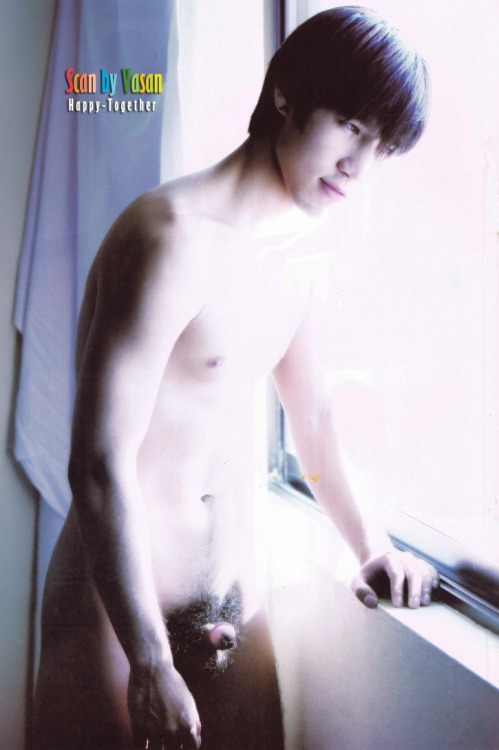 singa61:  Only Asianshttp://singa61.tumblr.com/ 