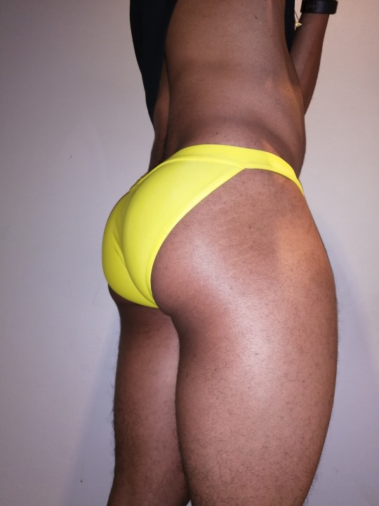 italianthongguy:smthongguy:I know how much work has gone in to making those thighs and that hot butt what they are today. Look forward to seeing pics of that yellow bikini rocking the beach when summer finally arrives!